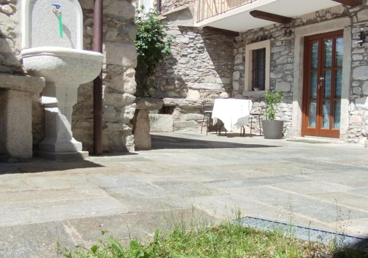 Casa Elisa Affittacamere Armeno Exterior foto